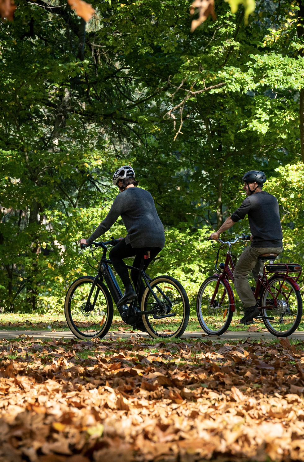 Couple cycling in South Albury, Murray Region