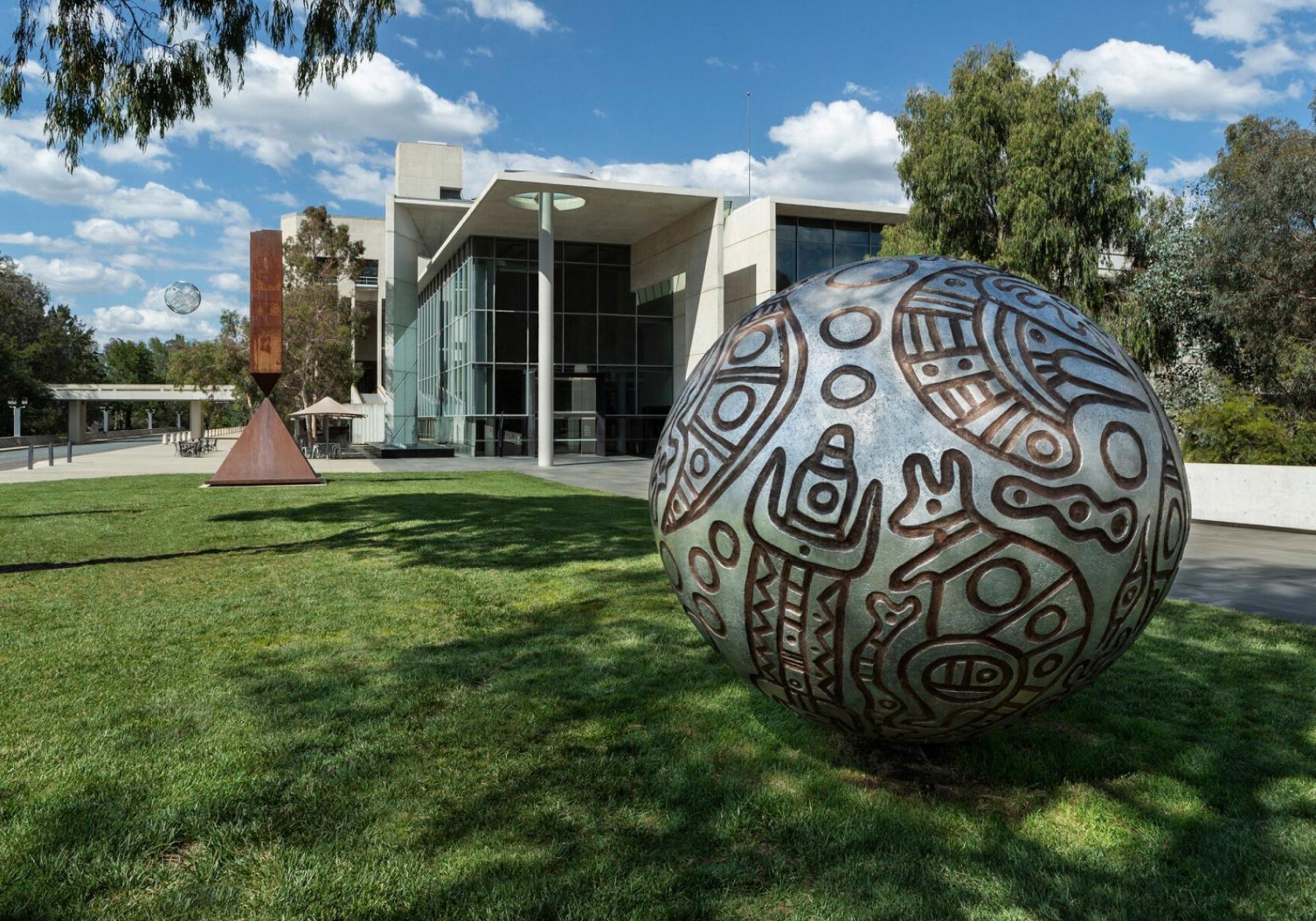 outdoor sculptures at the National Gallery of Australia